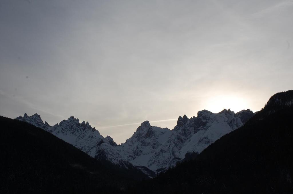 Albergo Ristorante Cacciatori Auronzo di Cadore Exterior foto